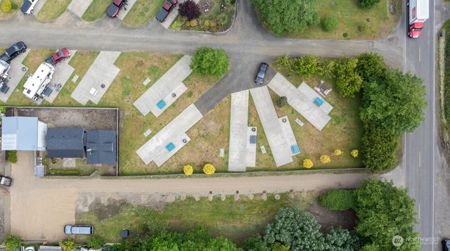 4 Memory Lane, Ocean Shores, WA 98569