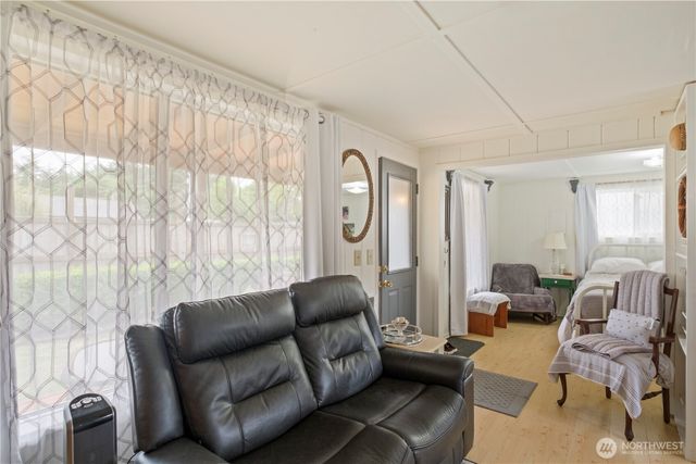 4 Memory Lane, Ocean Shores, WA 98569