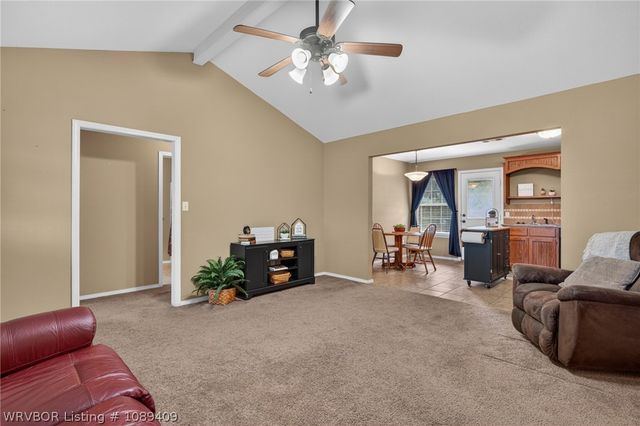1724 Riley Circle, Alma, AR 72921