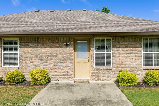1724 Riley Circle, Alma, AR 72921