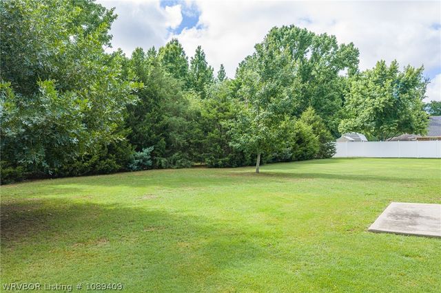 1724 Riley Circle, Alma, AR 72921