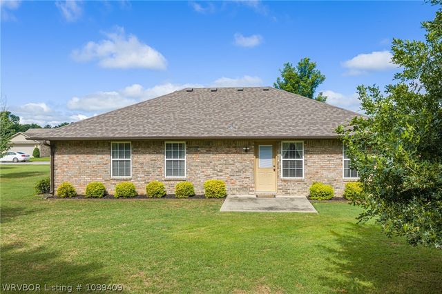1724 Riley Circle, Alma, AR 72921