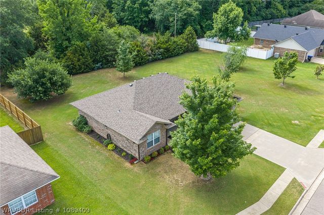1724 Riley Circle, Alma, AR 72921