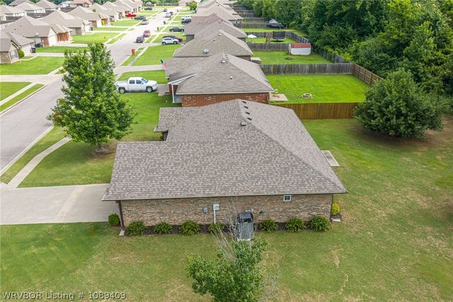 1724 Riley Circle, Alma, AR 72921