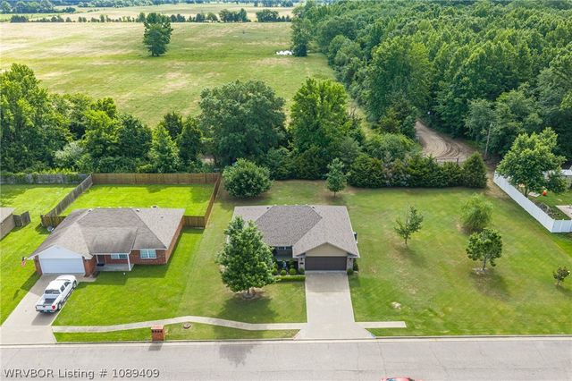1724 Riley Circle, Alma, AR 72921