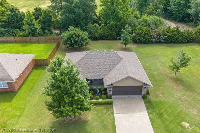 1724 Riley Circle, Alma, AR 72921