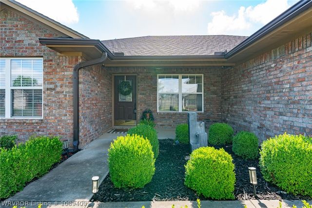 1724 Riley Circle, Alma, AR 72921
