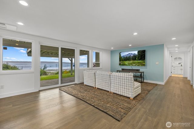 19810 Soundview Drive NW, Stanwood, WA 98292