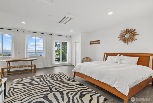 19810 Soundview Drive NW, Stanwood, WA 98292