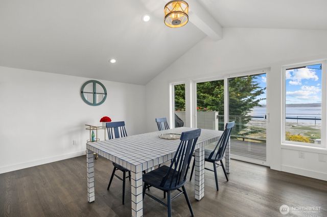 19810 Soundview Drive NW, Stanwood, WA 98292