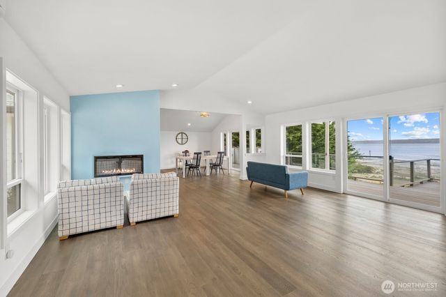 19810 Soundview Drive NW, Stanwood, WA 98292