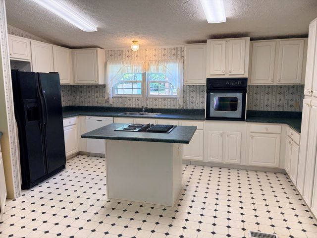 7330 Greenview Loop, Nichols, SC 29581