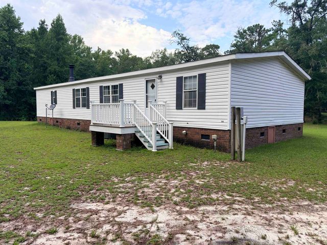 7330 Greenview Loop, Nichols, SC 29581