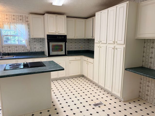 7330 Greenview Loop, Nichols, SC 29581