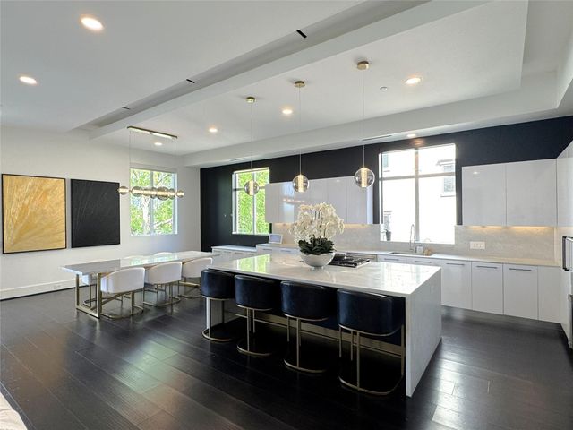 1444 Lake Pointe Parkway, Sugar Land, TX 77478