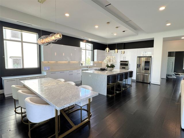 1444 Lake Pointe Parkway, Sugar Land, TX 77478