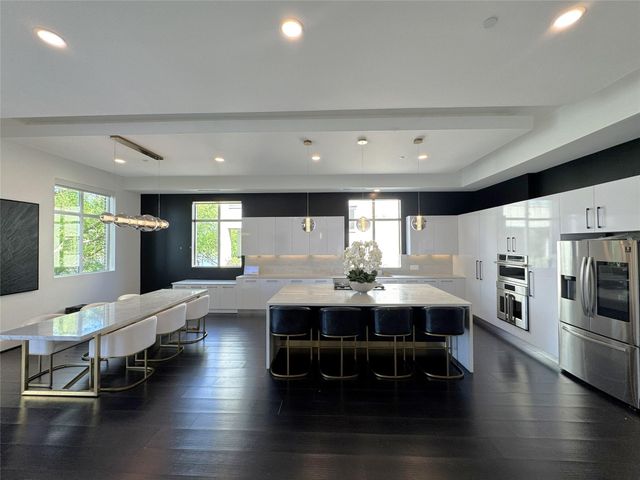 1444 Lake Pointe Parkway, Sugar Land, TX 77478