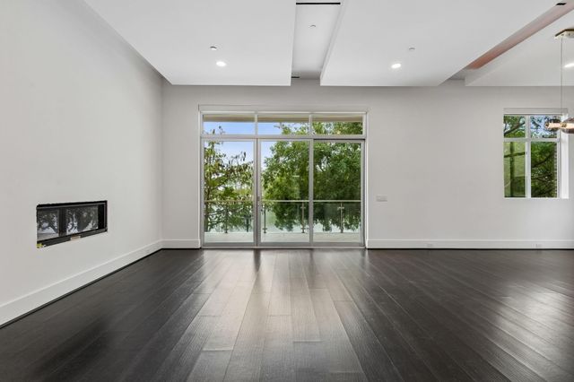 1444 Lake Pointe Parkway, Sugar Land, TX 77478