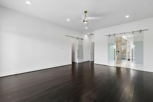 1444 Lake Pointe Parkway, Sugar Land, TX 77478