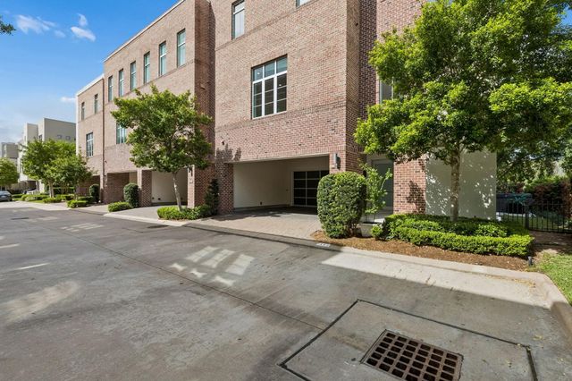 1444 Lake Pointe Parkway, Sugar Land, TX 77478