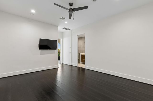 1444 Lake Pointe Parkway, Sugar Land, TX 77478