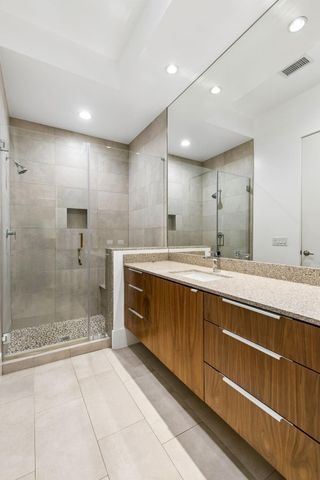 1444 Lake Pointe Parkway, Sugar Land, TX 77478
