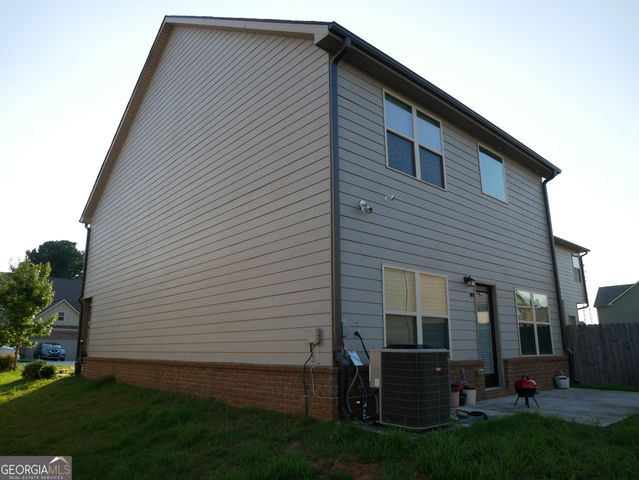 2126 Bridgewater Pass, Hampton, GA 30228