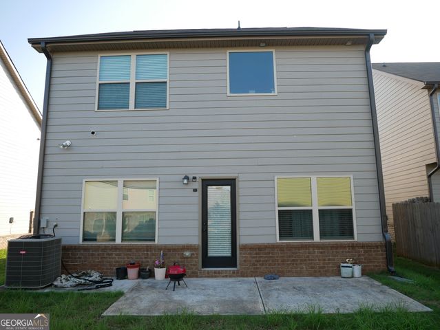 2126 Bridgewater Pass, Hampton, GA 30228