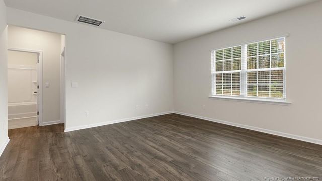 1031 Misty Creek Drive, Aberdeen, NC 28315