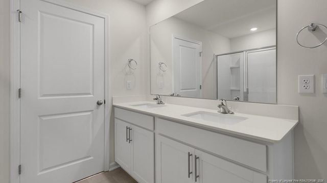 1031 Misty Creek Drive, Aberdeen, NC 28315