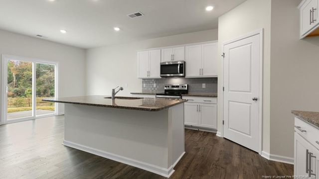 1031 Misty Creek Drive, Aberdeen, NC 28315