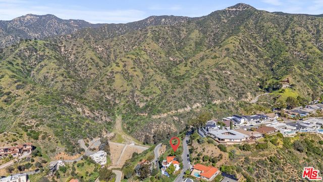 511 Nolan Avenue, Glendale, CA 91202