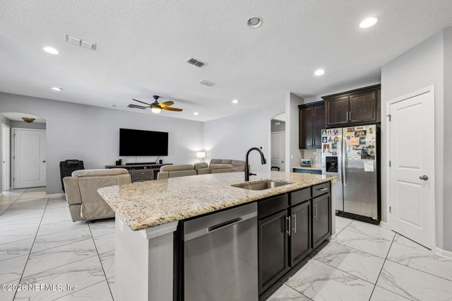 2036 ARDEN FOREST Place, Fleming Island, FL 32003