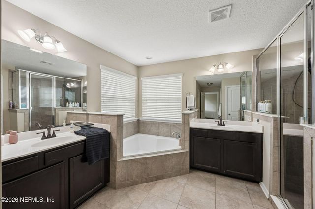 2036 ARDEN FOREST Place, Fleming Island, FL 32003
