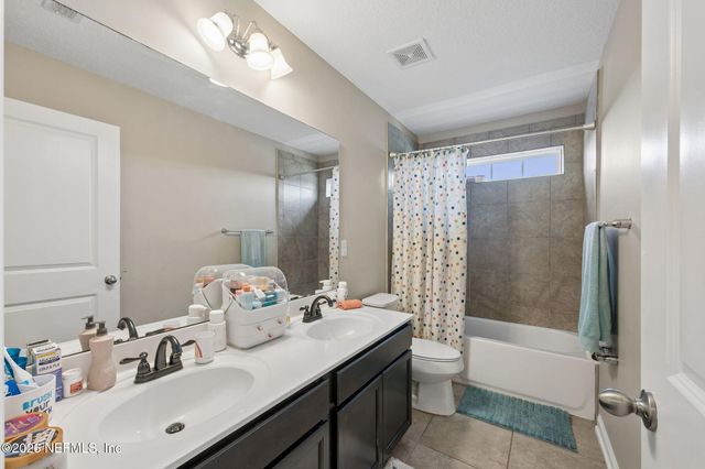 2036 ARDEN FOREST Place, Fleming Island, FL 32003