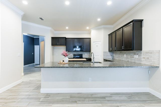 13801 Uvalde Avenue, Lubbock, TX 79423