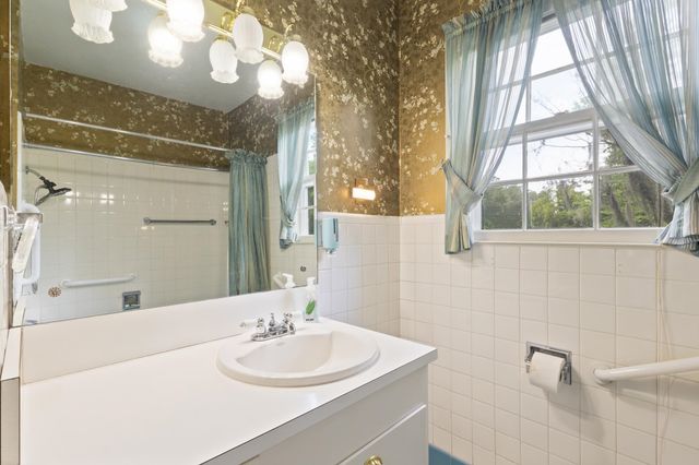 2541 Main St., Loris, SC 29569