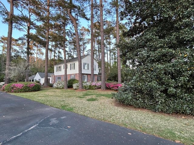 2541 Main St., Loris, SC 29569