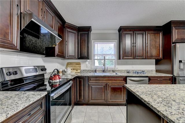 1975 Wynfield Point Drive, Buford, GA 30519