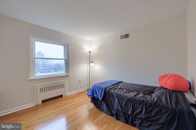 1863 HARRINGTON DR, Lancaster, PA 17601