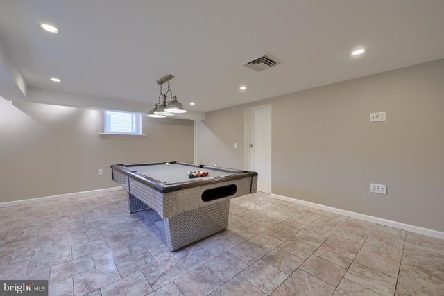 1863 HARRINGTON DR, Lancaster, PA 17601