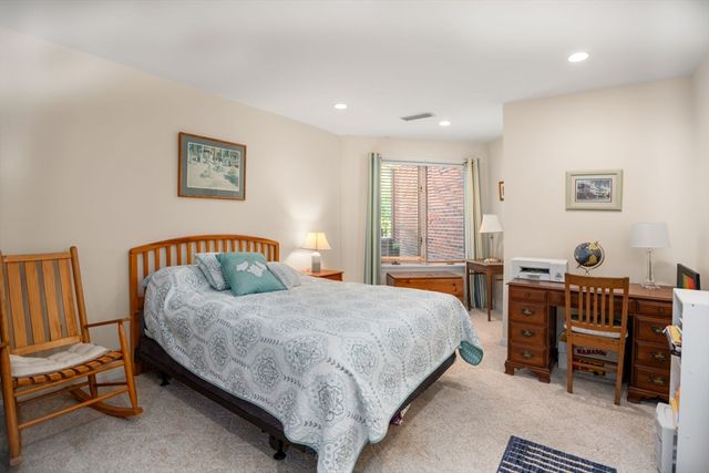 770 Salisbury St J558, Worcester, MA 01609