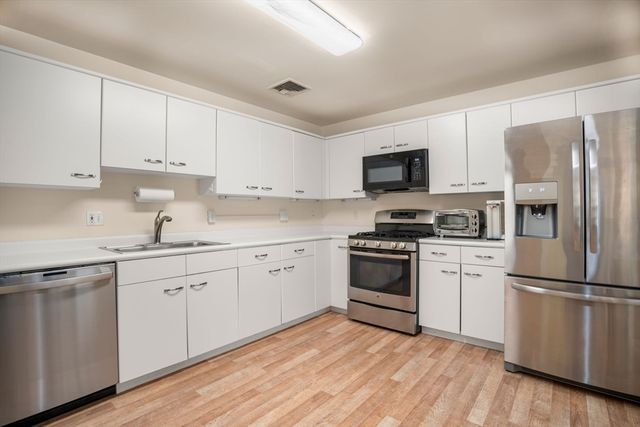 770 Salisbury St J558, Worcester, MA 01609