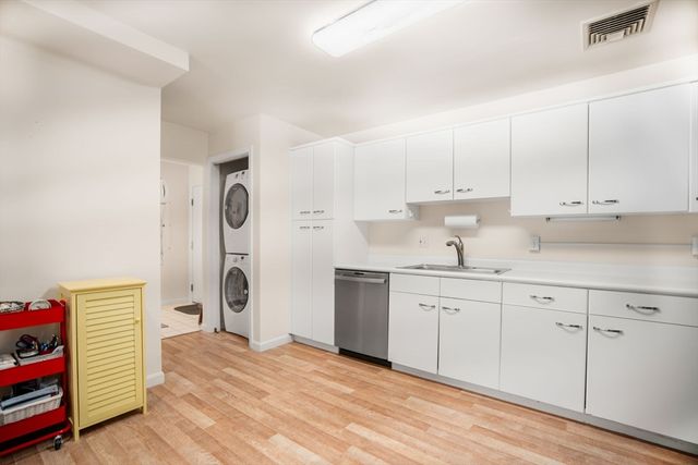 770 Salisbury St J558, Worcester, MA 01609
