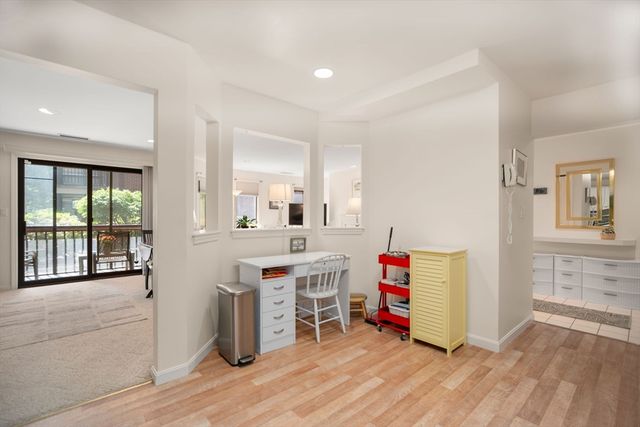770 Salisbury St J558, Worcester, MA 01609