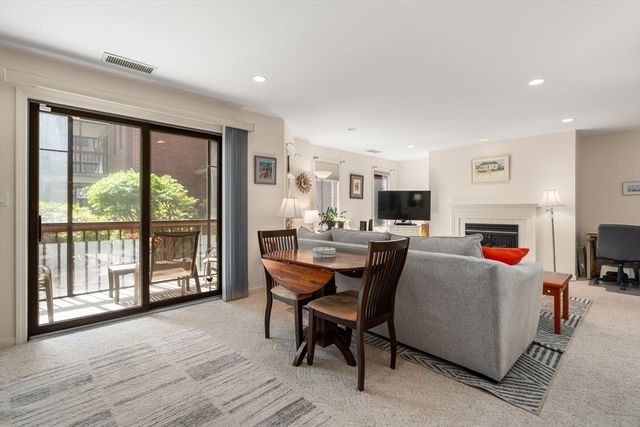 770 Salisbury St J558, Worcester, MA 01609