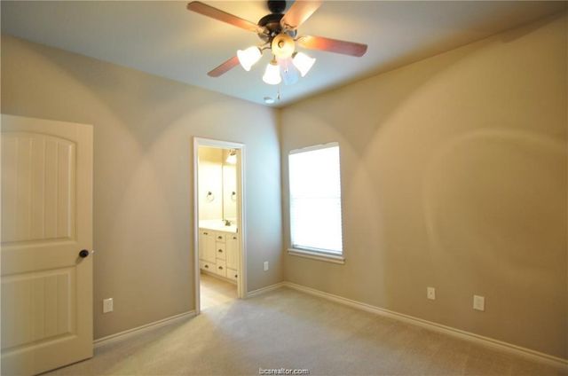 3318 Keefer Loop, College Station, TX 77845