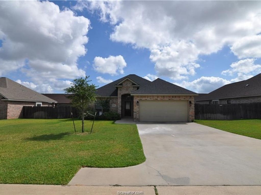 3318 Keefer Loop, College Station, TX 77845