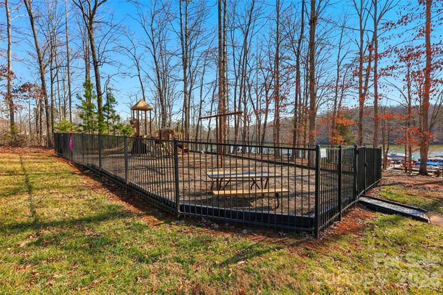 4915 Trigney Court, Charlotte, NC 28214