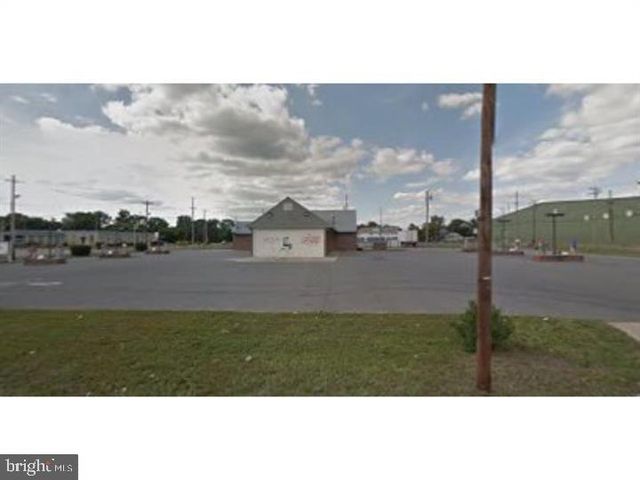 415 2ND ST S, Millville, NJ 08332
